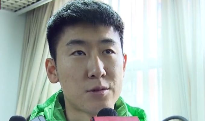 尹人久久